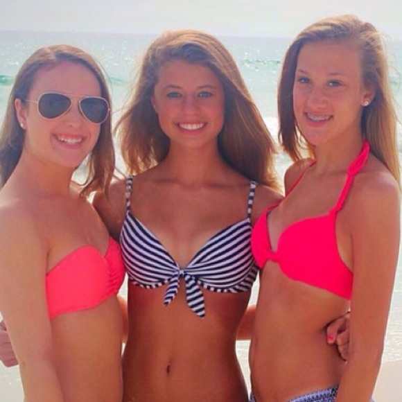 Bathing suit top - Picture 1 of 2